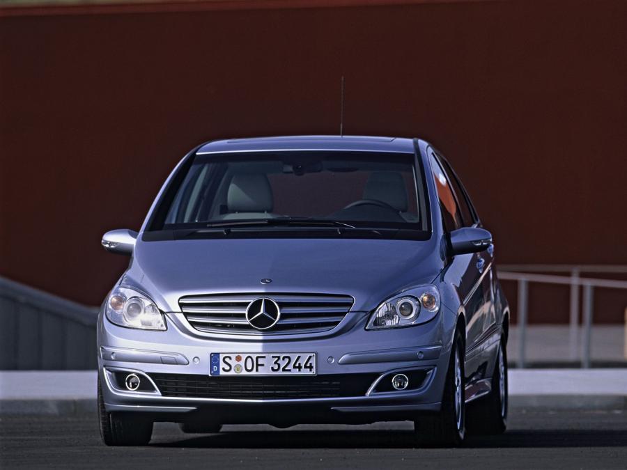  Mercedes-Benz B200 CDI 2005 года  (фото 11 из 22)